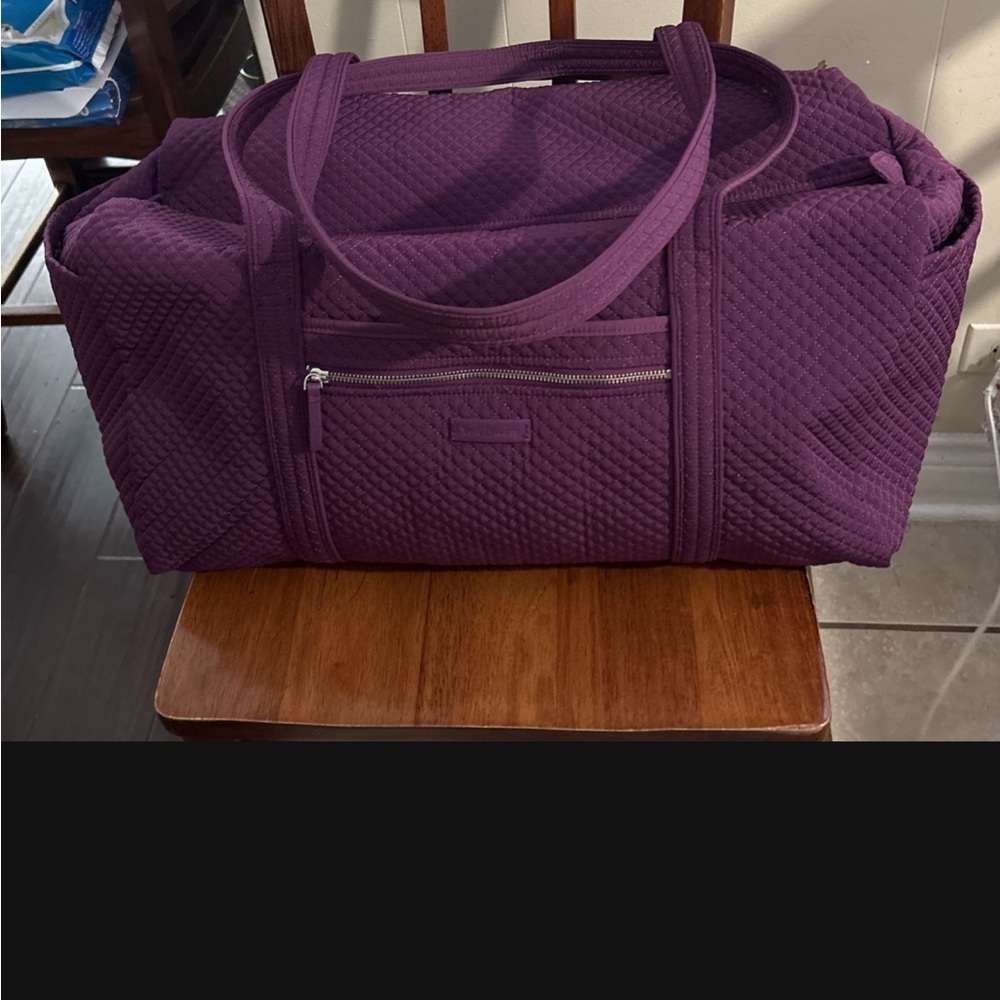 NWOT- Vera Bradley Duffle Bag